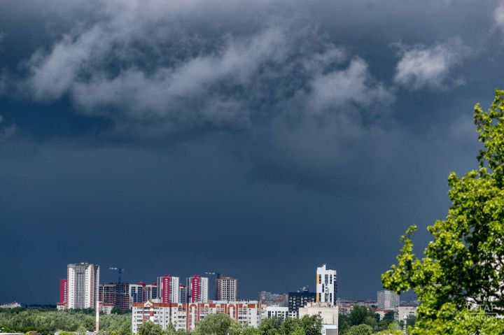 В Татарстане объявили штормовое предупреждение из-за мощного ветра