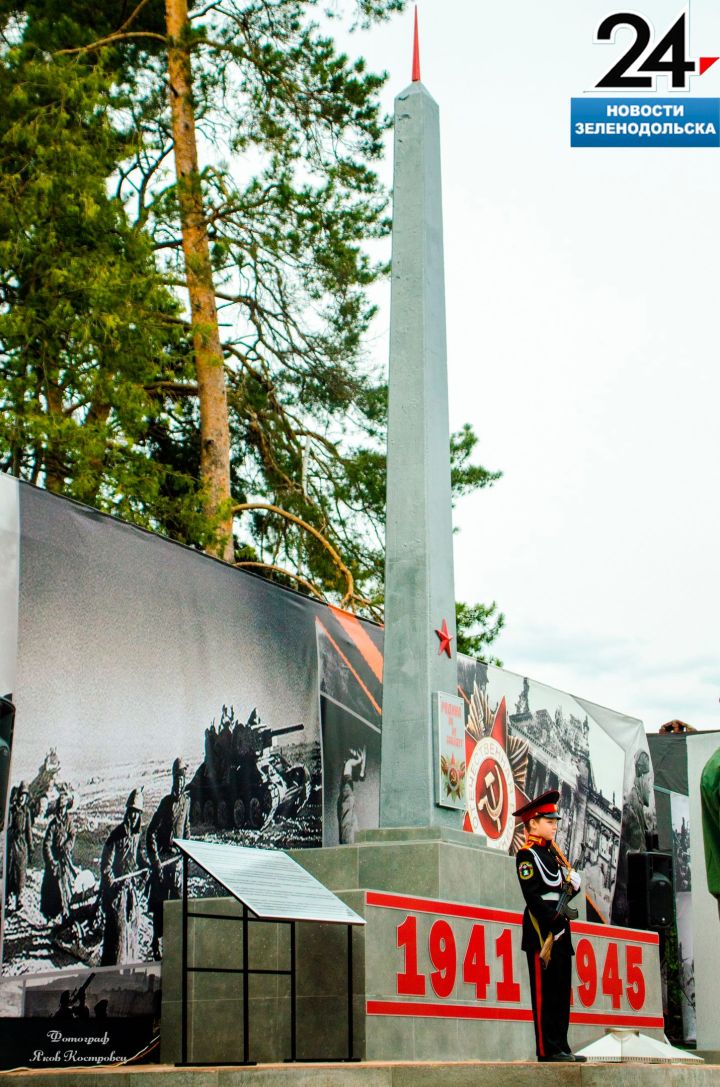 В п. Васильево обновили мемориальный комплекс к 80-летию Победы