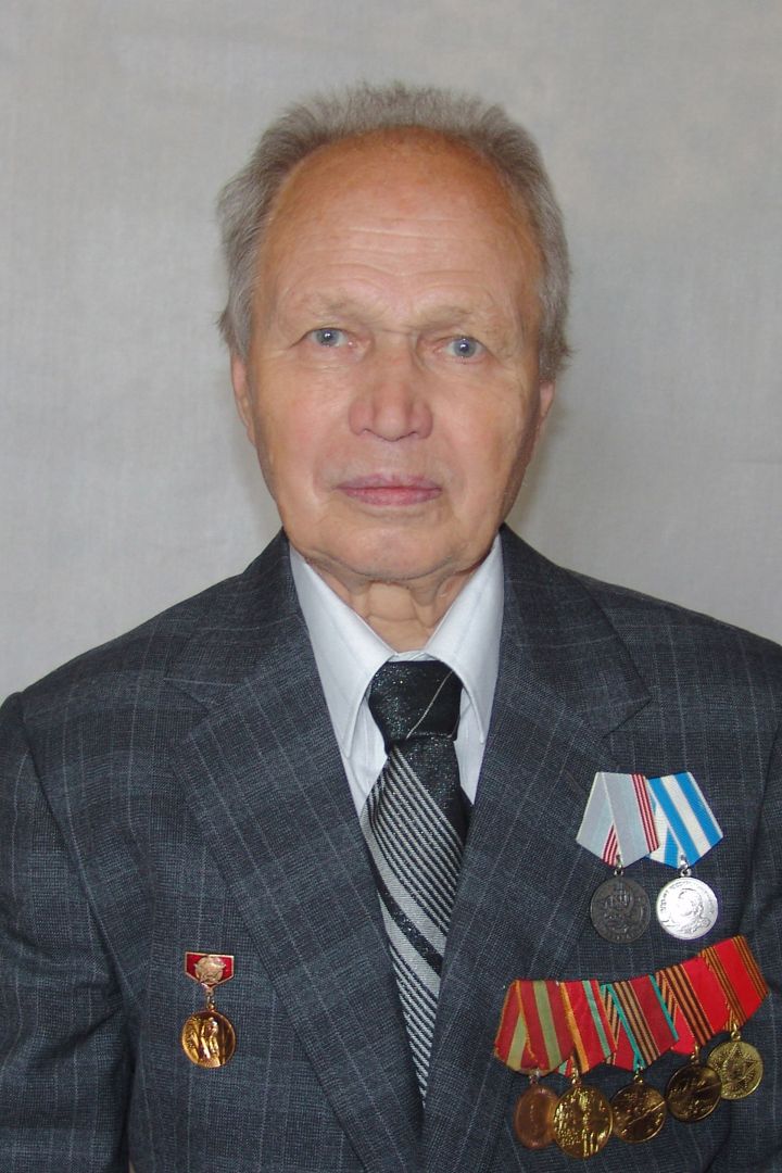 Летопись трудового Подвига: «За работу в тылу папа награждён медалями...»