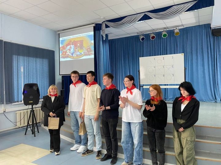 «Наследники пионерии»: в Зеленодольском механическом колледже отметили День детских общественных организаций