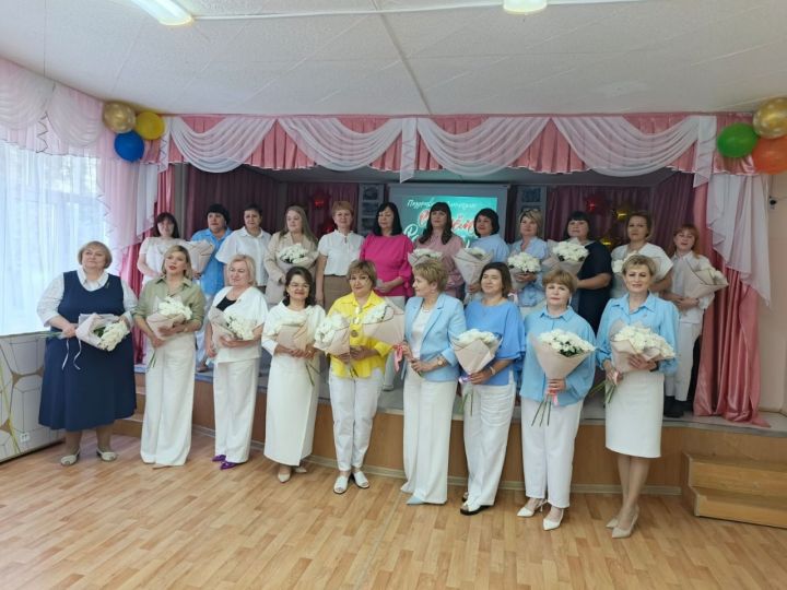 Айшинской гимназии исполнилось 115 лет