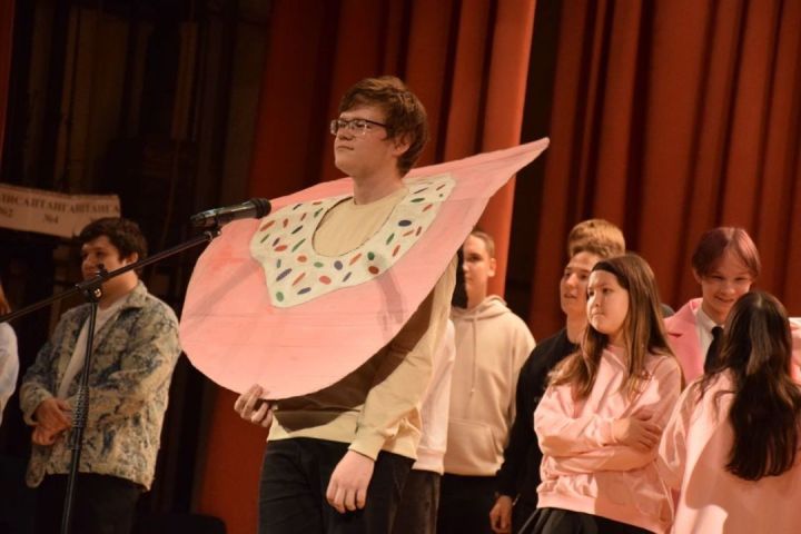 В Суперфинале Лиги КВН «Алга» команда КВН Зеленодольского механического колледжа «NT — NICE TRY» взяла бронзу