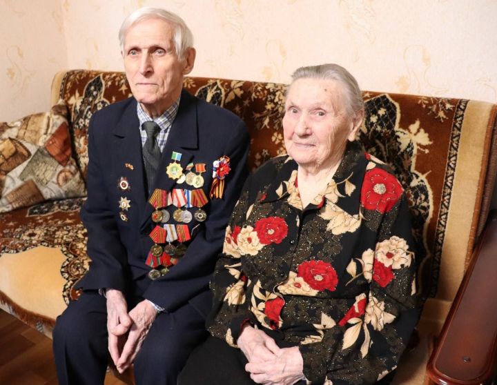 В Зеленодольском районе учреждена муниципальная награда — медаль «Зеленодольск — Город трудовой доблести»