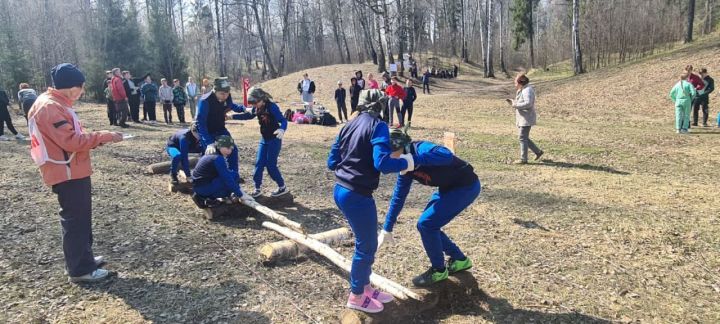 Внучка боевого офицера следует заветам деда