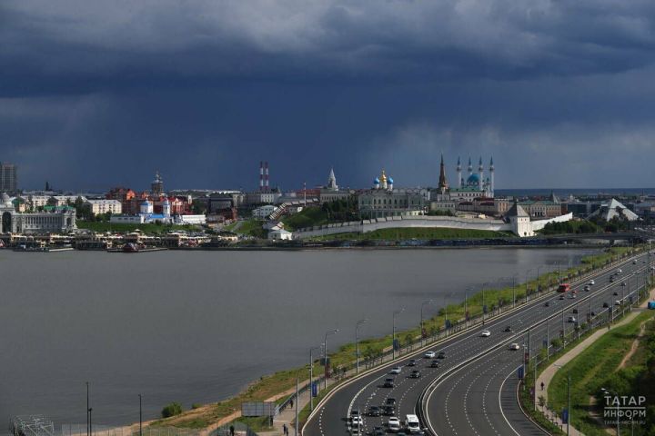 Татарстанцев ждет ливень, сильные порывы ветра и гроза в понедельник