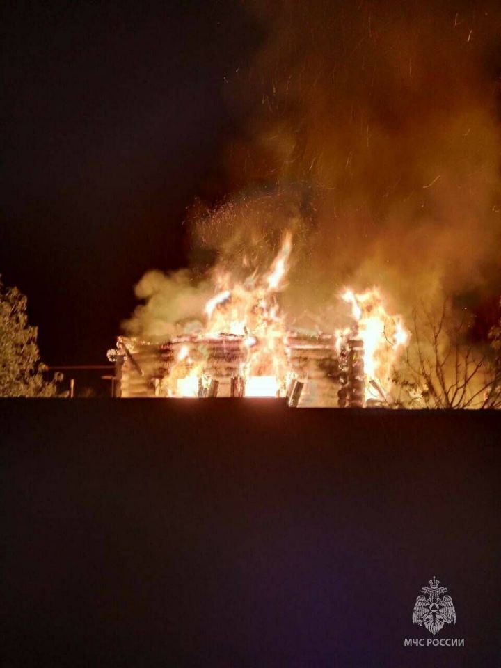 В селе Лениногорского района РТ погибла женщина в пожаре