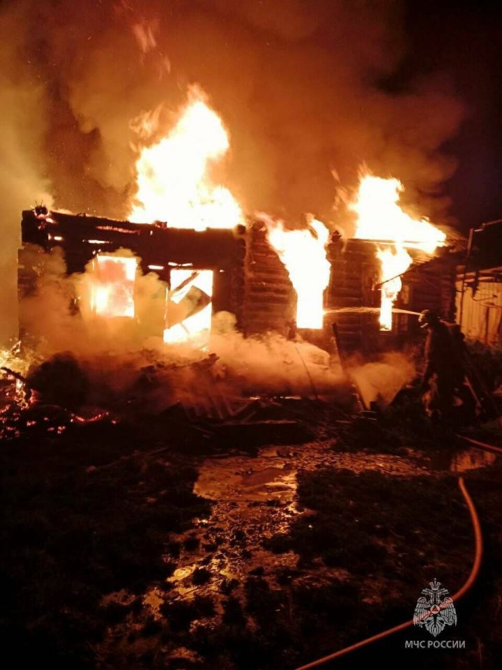 В селе Лениногорского района РТ погибла женщина в пожаре