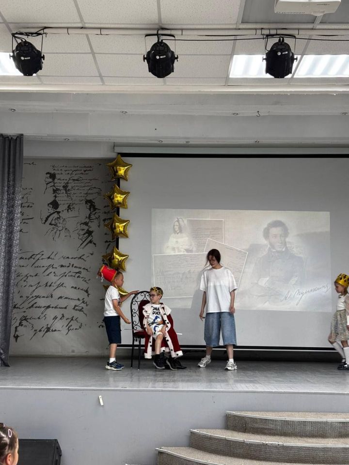 В пришкольном лагере 9 лицея отметили день рождения великого русского поэта Александра Сергеевича Пушкина