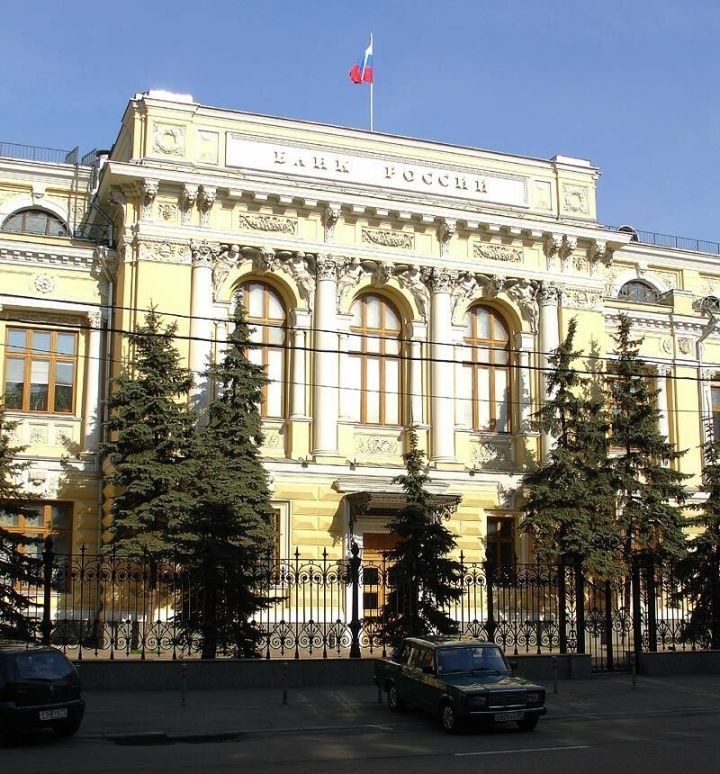 Проект «Деньги под защитой» от Банка России поможет старшему поколению уберечь свои финансы