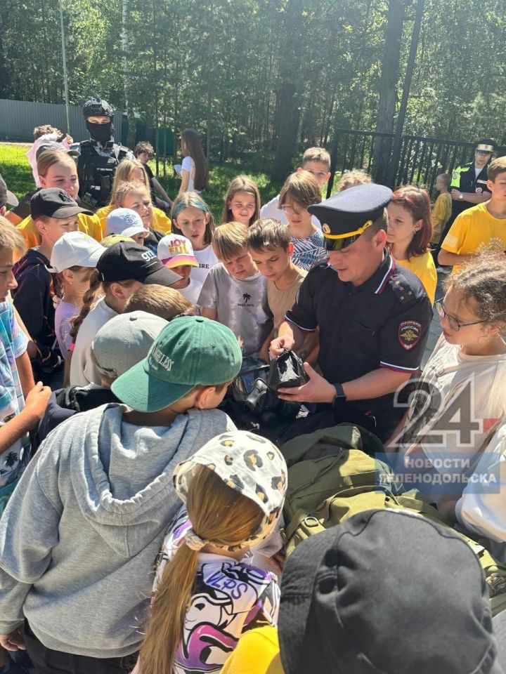 В летнем лагере «Мирас-Наследие» сотрудники ППС и ОГИБДД провели профилактические беседы