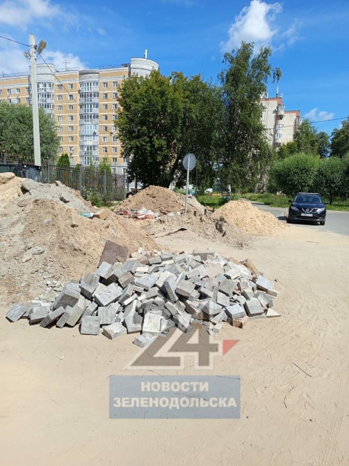 В Зеленодольском Храме Николая Чудотворца проходит ремонт входной группы