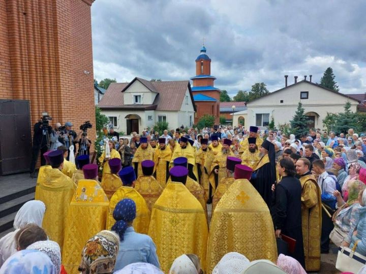 В Нижнекамском районе РТ провели открытие Крещального храма