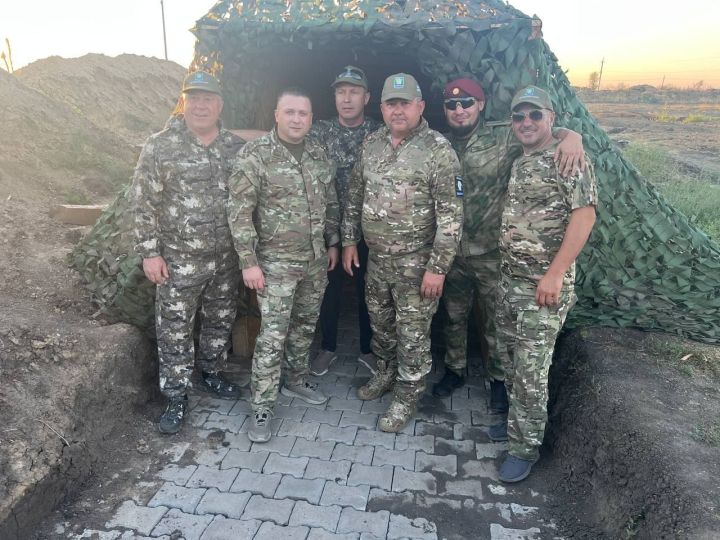 Мэр Зеленодольска Михаил Афанасьев встретился с бойцами 174 отдельного разведывательного батальона