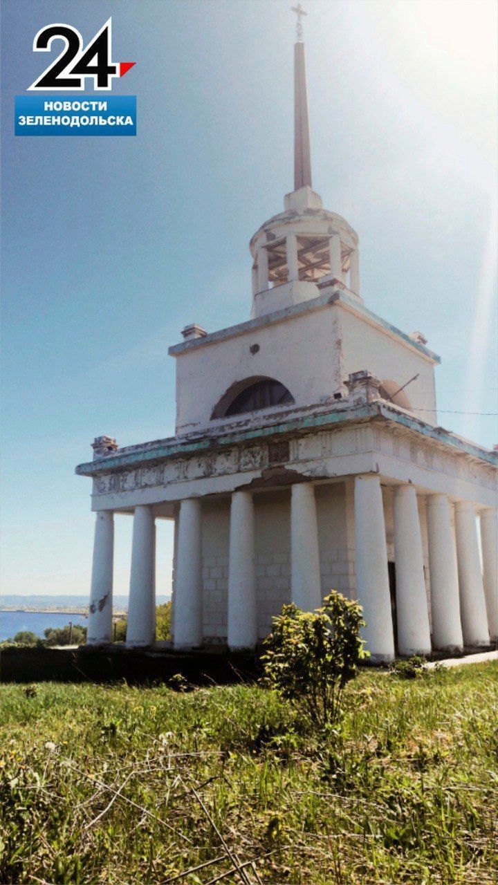 Активисты Нижних Вязовых открыли фотовыставку о Романовском мосте и сохраняют часовню Щусева