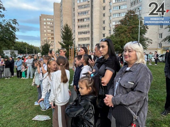 Во дворе домов Ленина,70 и Заикина, 6 прошел праздник двора