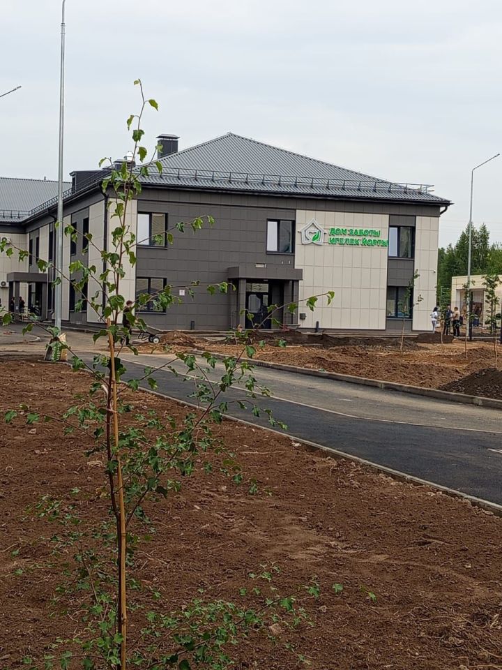 В Зеленодольске с инспекционным визитом побывали министр труда и занятости республики Эльмира Зарипова и Герой России Расим Баксиков