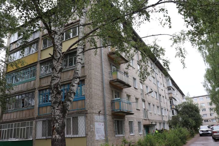 В Зеленодольске продолжаются работы по программе капитального ремонта многоквартирных домов