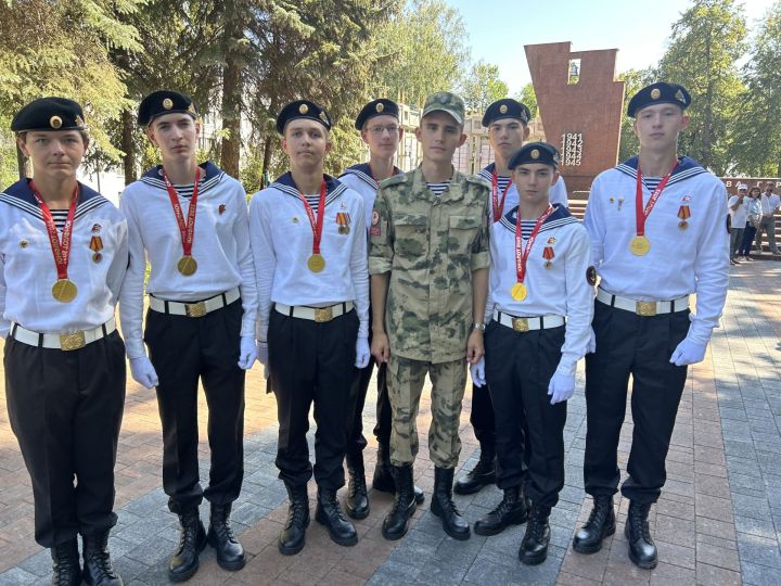 Зеленодольские юнармейцы победили во Всероссийской военно-спортивной игре «ЮНФЛОТ-2025»