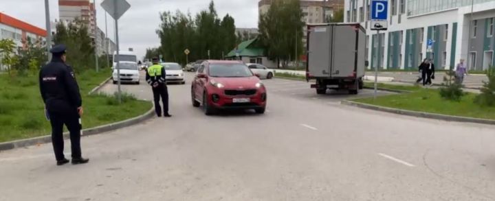 В Зеленодольске инспекторы ГИБДД проверили соблюдение правил перевозки детей