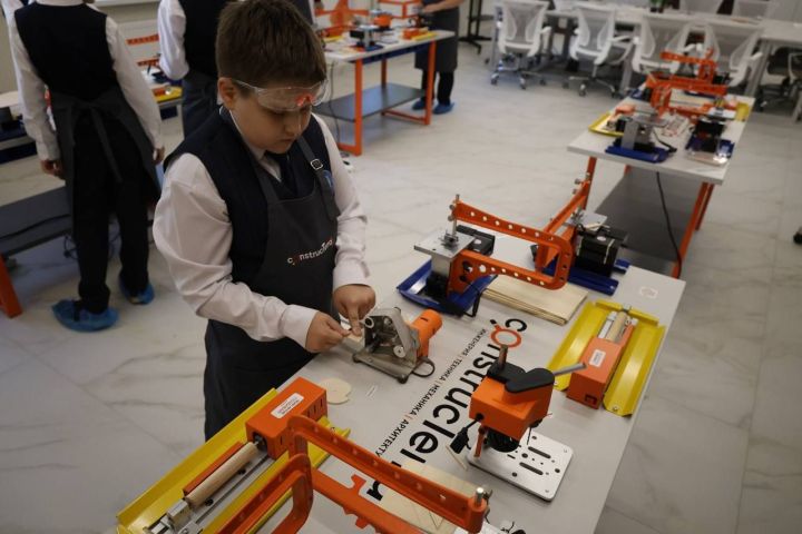 В селе Осиново открыли новое молодежное пространство «Теплица»