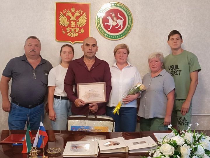 В Васильево чествовали «коралловых юбиляров»