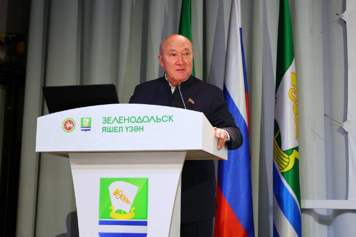 Марат Ахметов от лица Раиса РТ выдвинул на должность главы Зеленодольского района Михаила Афанасьева