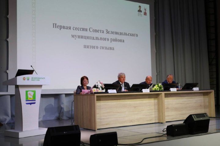 Марат Ахметов от лица Раиса РТ выдвинул на должность главы Зеленодольского района Михаила Афанасьева