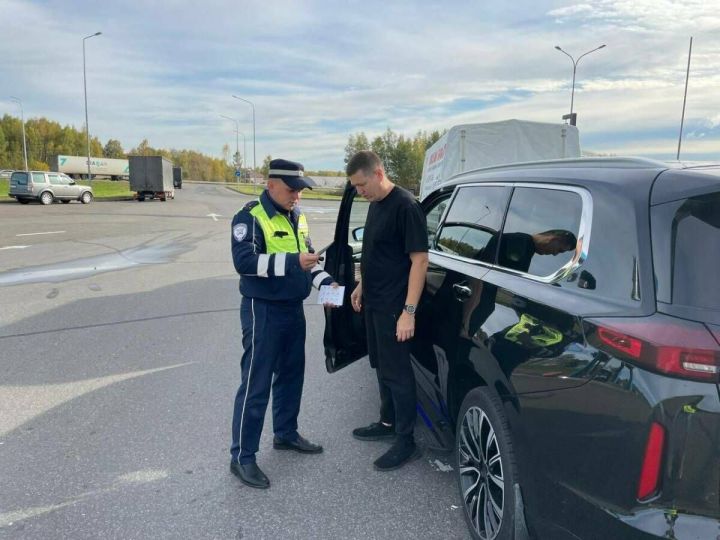 Татарстанским водителям напомнили об опасности садиться за руль уставшими