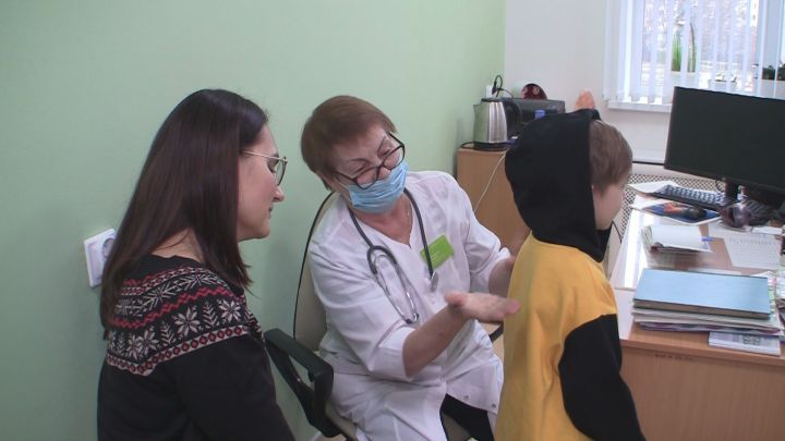 Зеленодольский педиатр Луиза Гильманова более 50 лет на страже здоровья детей