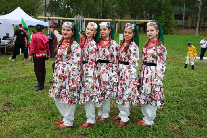 Праздник двора в Осиново собрал жителей на яркое событие