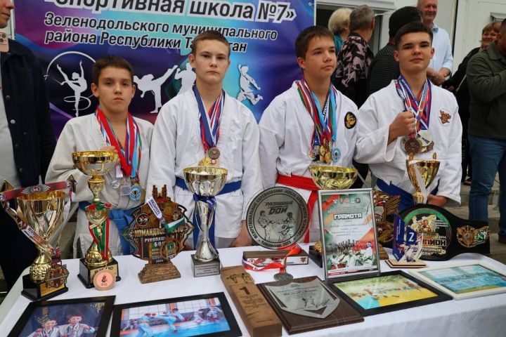 Праздник двора в Осиново собрал жителей на яркое событие