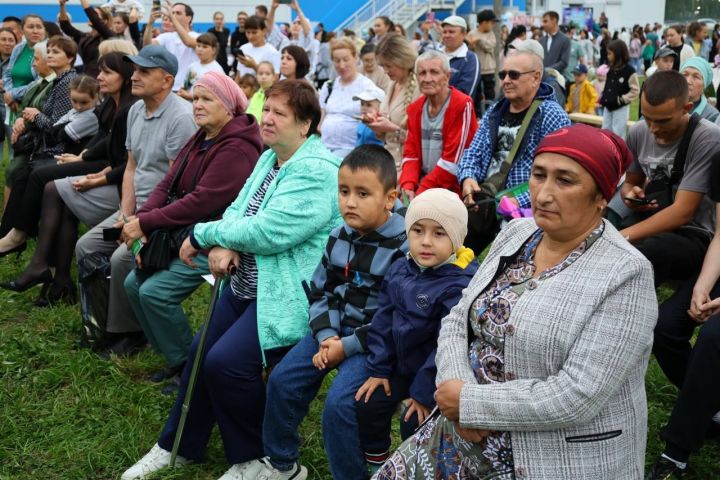 Праздник двора в Осиново собрал жителей на яркое событие