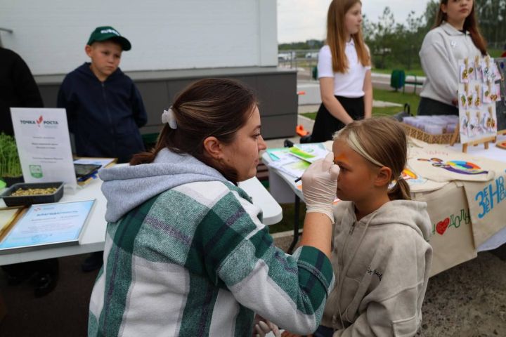 Праздник двора в Осиново собрал жителей на яркое событие