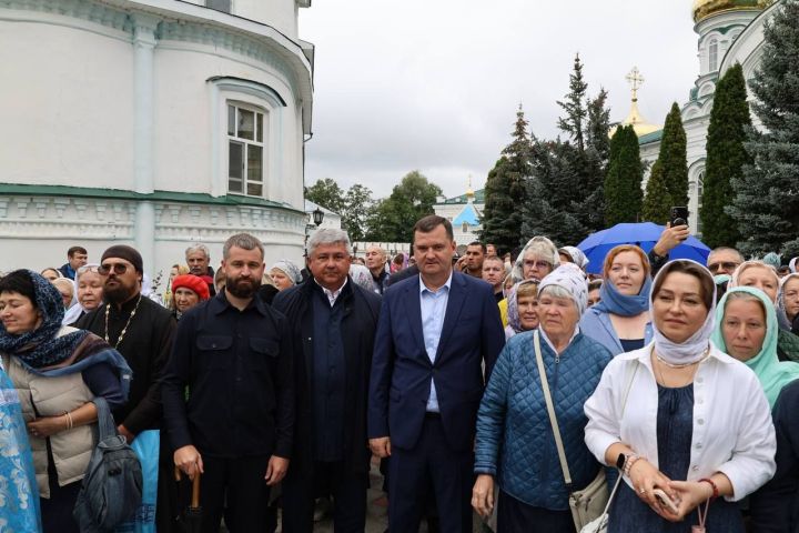 В Раифском монастыре впервые за 100 лет прошел Крестный ход вокруг обители