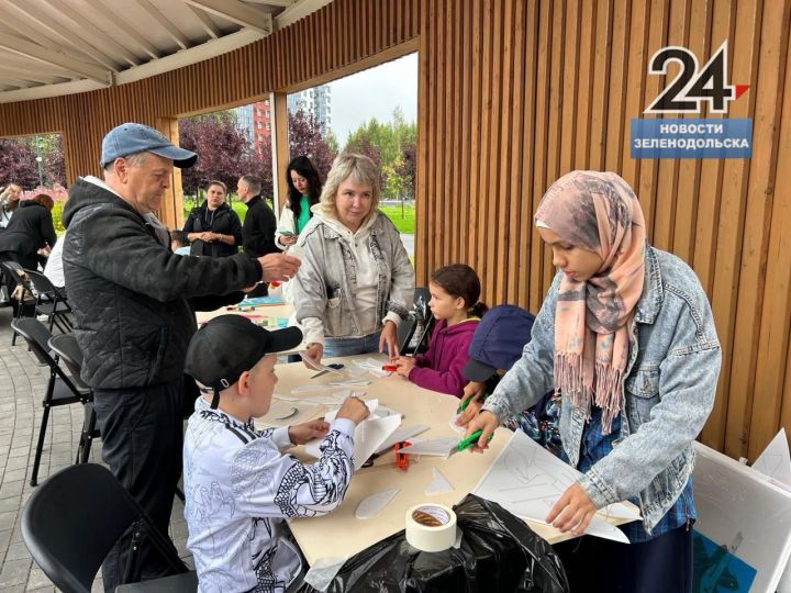 В парке «Березовая роща» выступил государственный ансамбль фольклорной музыки РТ