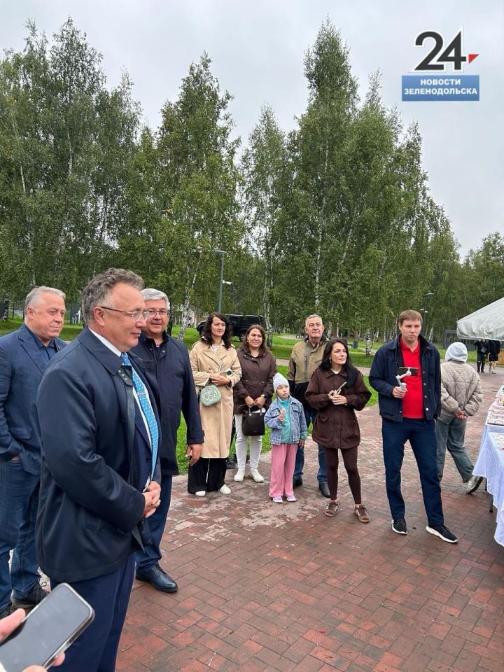 В парке «Березовая роща» выступил государственный ансамбль фольклорной музыки РТ