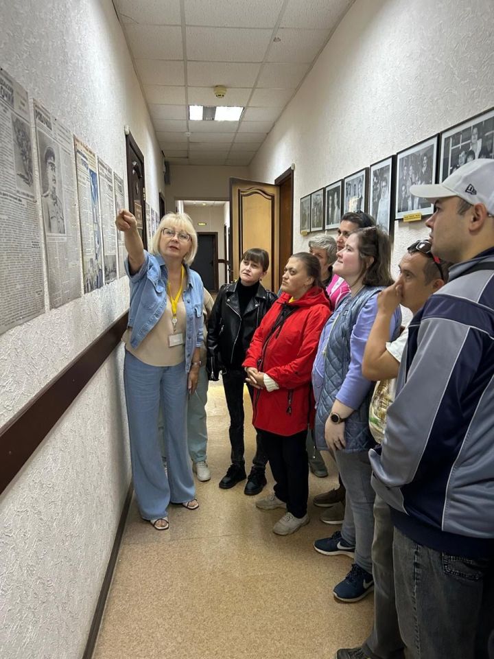 В гости к журналистам  ИЦ «Зеленый Дол» пришли гости из комплексного центра социального обслуживания населения «Рэхэт»