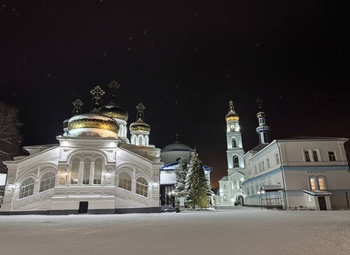 Фестиваль «Свет и лёд» в Раифе посетили более полумиллиона человек