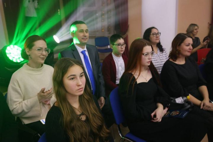 В Зеленодольске прошла Елка главы для одаренных детей