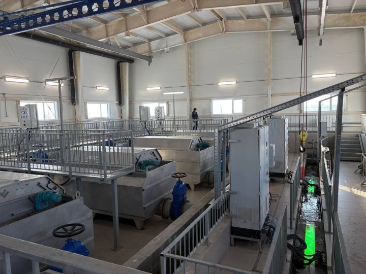 Биологические очистные сооружения п. Васильево посетил руководитель Росприроднадзора Татарстана Фаяз Шакиров