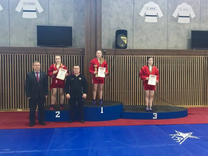 Зеленодольцы вернулись с первенства Республики Татарстан по самбо с медалями