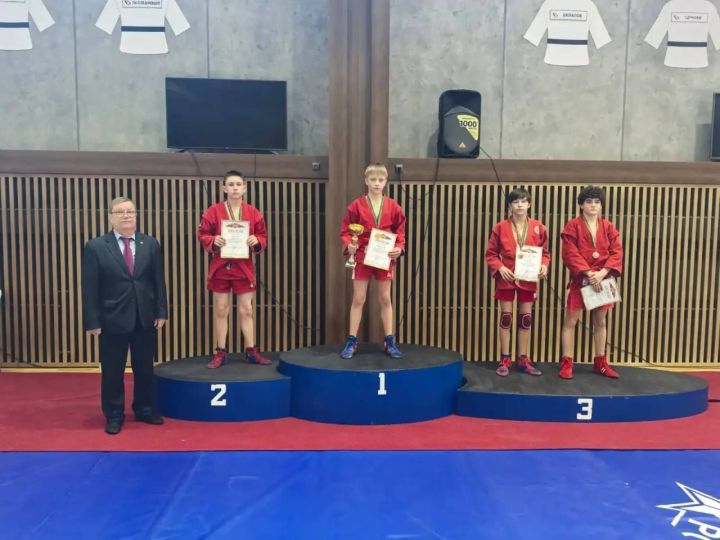 Зеленодольцы вернулись с первенства Республики Татарстан по самбо с медалями