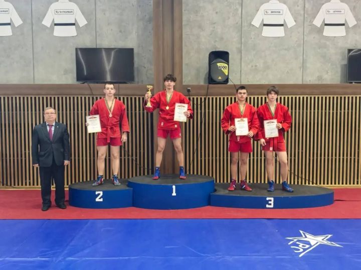 Зеленодольцы вернулись с первенства Республики Татарстан по самбо с медалями