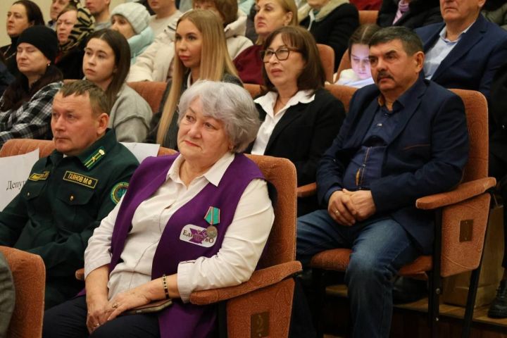 В поселке Васильево состоялась завершающая отчетная сессия