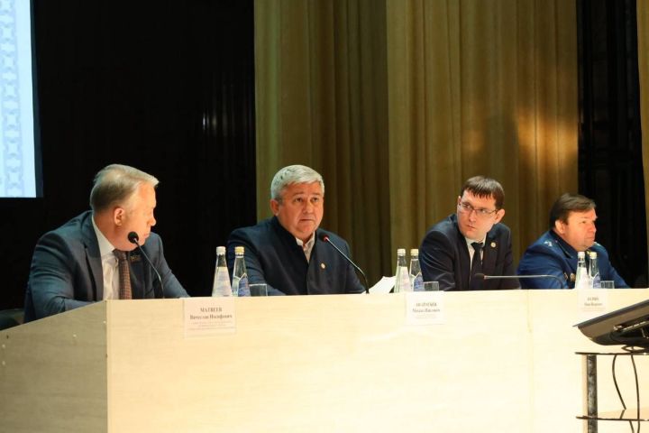 В поселке Васильево состоялась завершающая отчетная сессия