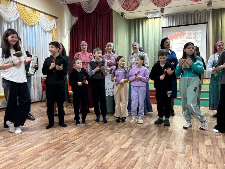 Музыкальный спектакль «Родные люди» в Добром Доме