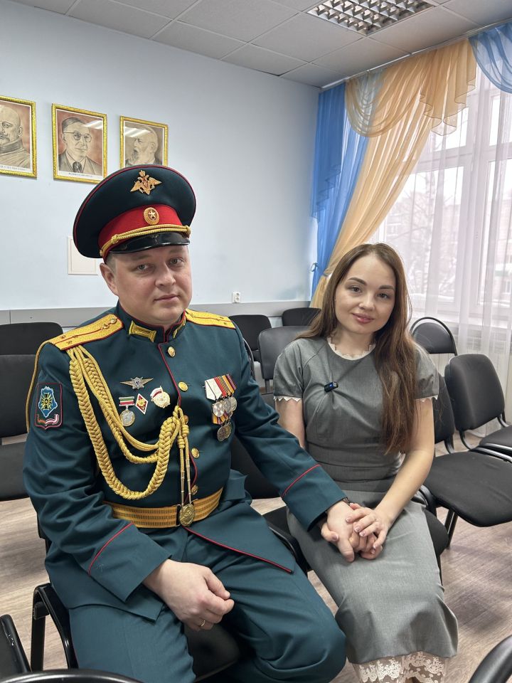 Анестезиолог Андрей Коновалов белый халат сменил на военную форму