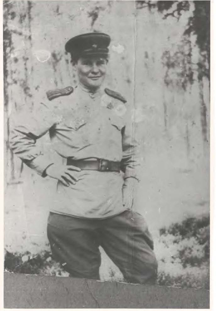 Всю войну прошёл по дорогам России, Европы и Азии танкист Владимир Рахимов