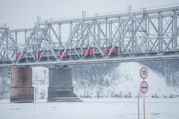 Остановка грузовых составов привела к задержкам пассажирских поездов в Татарстане