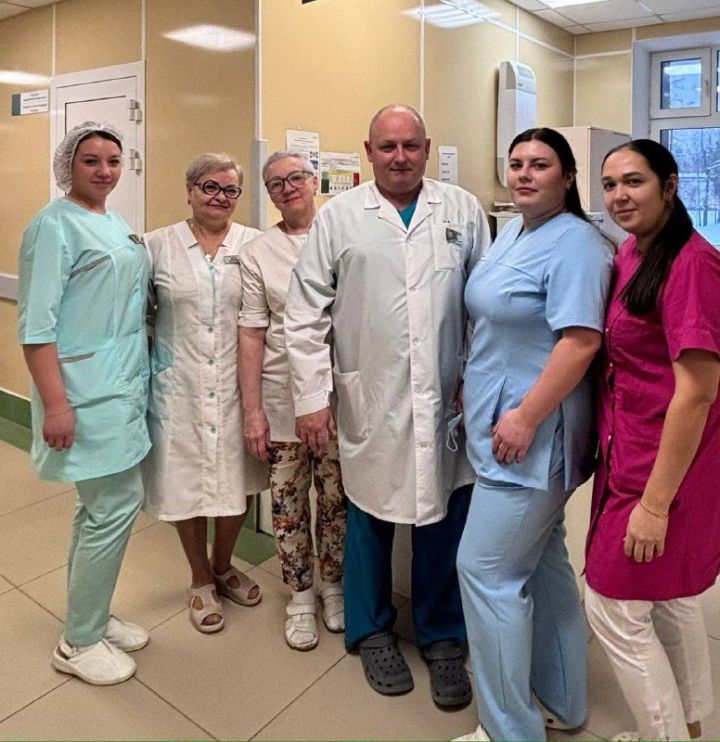 Зеленодольское ЦРБ поздравило сотрудников с днем онколога